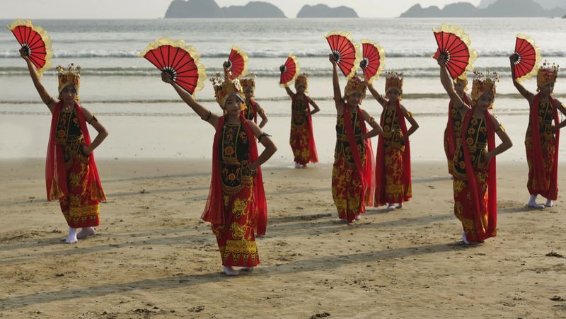 Banyuwangi ditetapkan sebagai 10 besar kabupaten/kota peringkat tertinggi Indeks Pariwisata Indonesia di Rakornas IV Kemenpar di Hotel Sultan.