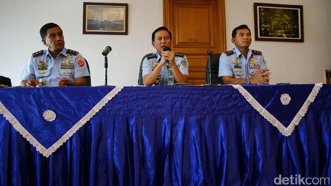 Sebanyak 3 jenazah korban jatuhnya Hercules di Papua, belum berhasil diidentifikasi. Namun 3 jenazah tersebut sudah berhasil dievakuasi bersama 10 jenazah lain.