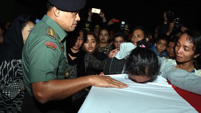 Panglima TNI Jenderal Gatot Nurmantyo memastikan bakal ada penambahan dan peningkatan kualitas alutsista dirgantara.