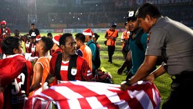 Bendera Liberia Bikin Polisi di Markas Persipura Kaget
