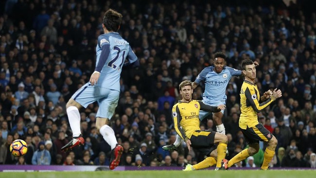 Pep Guardiola mengaku tak banyak memberikan instruksi saat jeda babak pertama ketika Manchester City bangkit dan mengalahkan Arsenal di Stadion Etihad.