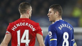Henderson: Barkley Tak Berniat Buat Saya Cedera