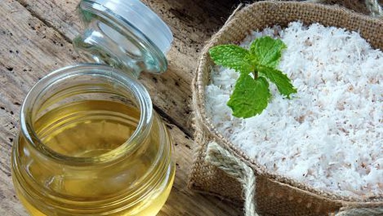 4 Bahan Alami Pembasmi Cacingan pada Anak Basmi cacingan pada anak bisa dengan bahan rumahan ini lho, Bunda.