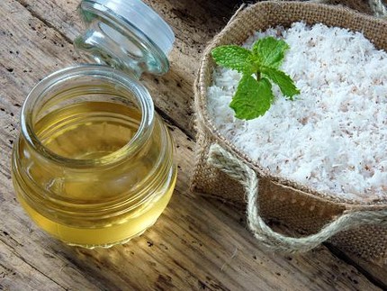 4 Bahan Alami Pembasmi Cacingan pada Anak