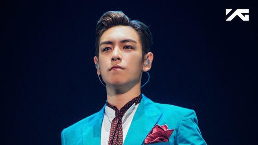 Lima idol K-Pop ini berani buka-bukaan soal ciuman pertama mereka.
