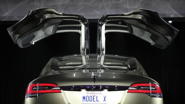 Tesla akan melakukan uji coba mobil otonom penuh level 5 yang akan melaukan perjalanan dari Los Angeles-New York tanpa sedikitpun intervensi manusia.