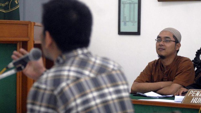 Polisi menduga imbauan Bahrun Naim soal amaliah punya pengaruh pada sejumlah aksi teror, terutama di Medan, Sumatera Utara.