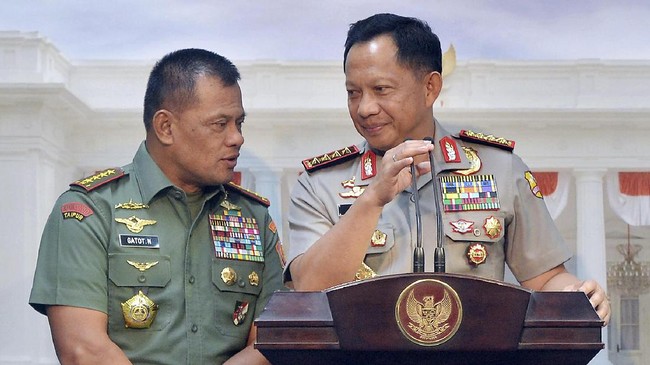 Kapolri Jenderal Tito Karnavian menyebutkan pelaksanaan ibadah Misa Natal di seluruh Indonesia pada Sabtu (24/12) berjalan lancar.