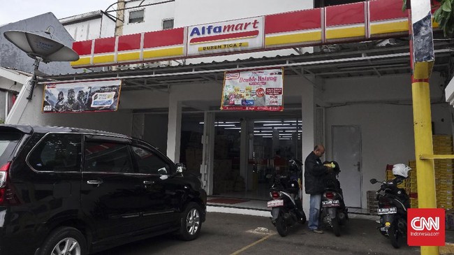 Majelis Komisioner Komisi Informasi Pusat menilai, seharusnya Alfamart melaporkan secara terpisah kegiatan yang berasal dari donasi konsumen dan CSR perusahaan.