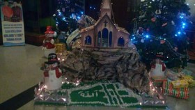 Ada Tulisan 'Allah' di Ornamen Natal, Hotel di Jambi Ditutup