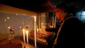Peziarah Padati Bethlehem Rayakan Malam Natal