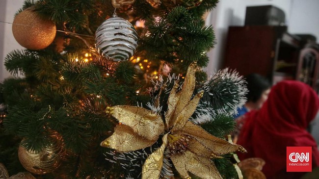 Jasadnya selesai menjalankan kehidupan fisiknya, namun spiritnya hadir sepanjang abad, pada Natal, pada Paskah, dan pada hari kehidupan berlanjut.