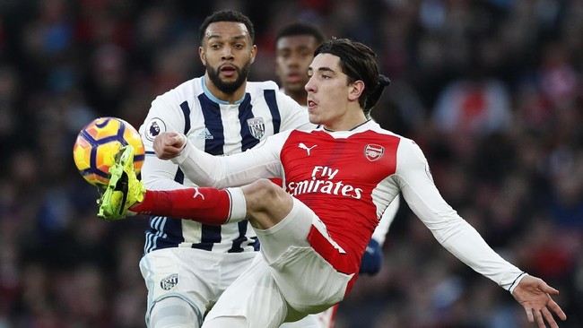 Arsenal selalu menjalani dongeng yang sama. Favorit kuat di awal musim, mendekati paruh musim ngos-ngosan, dan kembali ke jalur perburuan juara di paruh kedua.