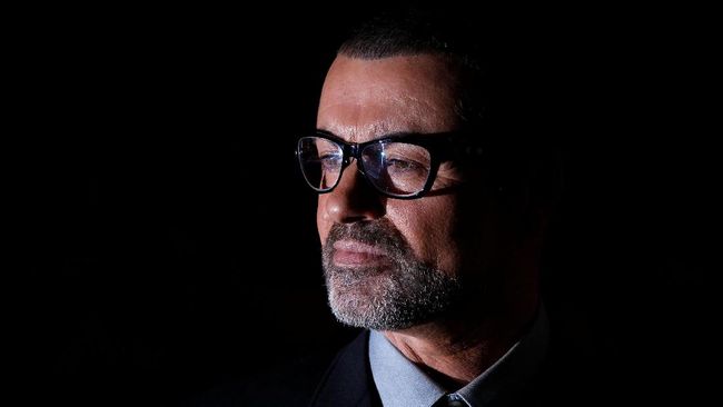 Berdasarkan hasil post-mortem, pakar koroner di Oxfordshire mengungkapkan kematian penyanyi George Michael yang sebenarnya kepada publik.
