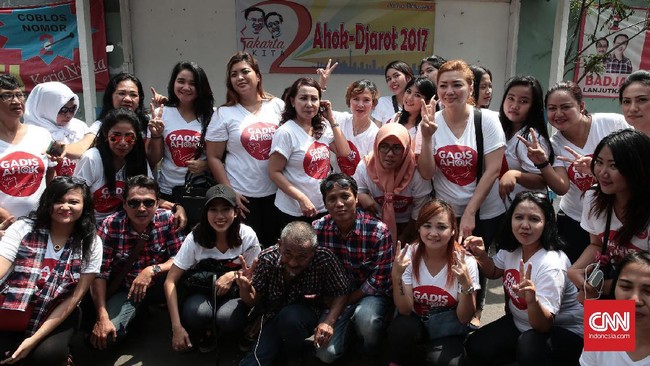 Aksi Gadis Ahok 'Merayu' Warga Jakarta