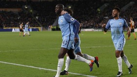 Gol Yaya Toure untuk Hadiah Ulang Tahun Anak