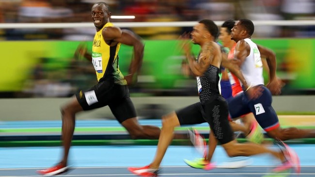 Usain Bolt belum memberikan kepastian turun di Olimpiade 2020. Para penggemar olahraga pun bersiap kehilangan salah satu atlet terbaik sepanjang masa itu.