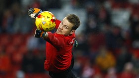Carragher Sarankan Liverpool Beli Joe Hart