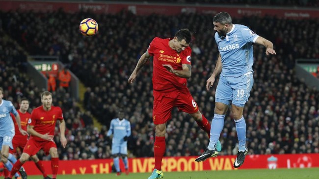 Liverpool berpesta pora ke gawang Stoke City. The Reds menang telak 4-1, dan berikut catatan-catatan menarik dari statistik Liverpool menjamu Stoke.