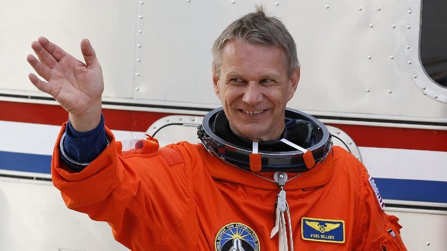Piers Sellers, astronaut NASA kelahiran Inggris meninggal dunia sebelum perayaan Natal. Ia mengidap kanker pankreas sejak tahun lalu.