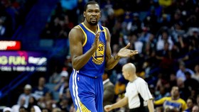 'Lemparan Tiga Angka Durant Buat Cavaliers Panik'
