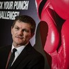Mantan Juara Dunia Tinju Ricky Hatton Meninggal Dunia