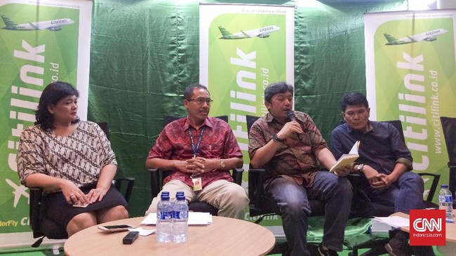 Pilot yang diberhentikan karena dinilai telah melakukan kesalahan berat dan menunjukkan sikap serta tindak yang tidak profesional dalam menjalankan tugas.