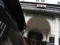 OJK Beberkan Alasan Literasi Keuangan Syariah Masih Rendah