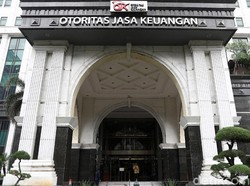 OJK Ungkap Biang Kerok 15 Bank Dicabut Izin Usahanya
