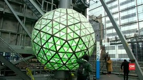 Bola Kristal Times Square Ramaikan Pergantian Tahun