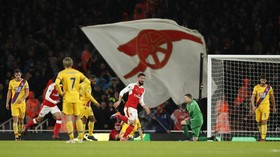 Kiper Palace Anggap Gol Giroud Ajaib