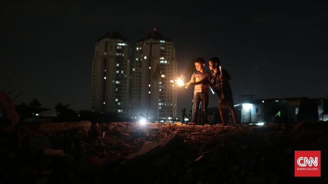 Tak jarang bermain petasan membawa petaka bagi anak-anak yang memainkannya. Petasan berdampak banyak pada anak-anak.