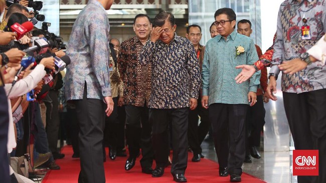 Sehari sebelum meninggalkan Jakarta, Raja Salman akan bertemu dengan Jusuf Kalla di Hotel Raffles. 
