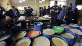 Menyorot Aksi 'Kuda Hitam' dari Cikeas Kampanye yang sangat intensif telah mendongkrak elektabilitas AHY. Kini, Agus tak lagi bisa dipandang sebelah mata oleh lawan-lawan politiknya.