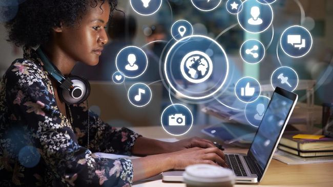 Media sosial menjadi platform berkeluh kesah yang ramai digunakan publik. Hal ini ternyata memiliki pengaruh buruk terhadap kesehatan mental.