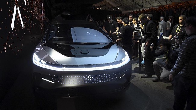Thailand sudah berpikir untuk mengembangkan industri otomotif berbasis listrik. Bagaimana Indonesia? Berpikirpun tampaknya belum.