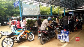 Warga Keberatan Tarif Baru STNK dan BPKB