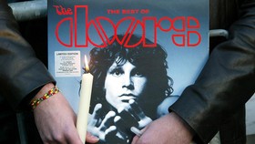 Album Perdana The Doors Dirilis Ulang setelah 50 Tahun