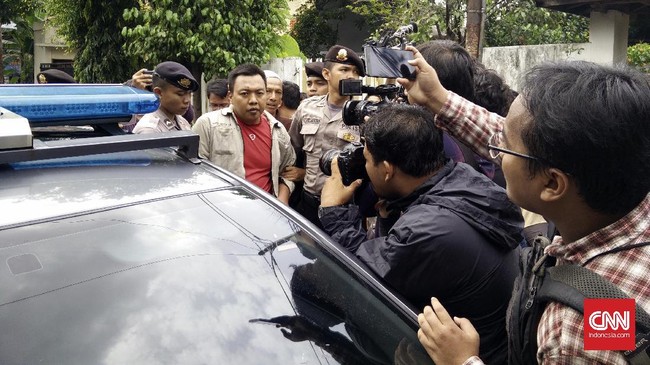 Ahok kembali mendapat penolakan saat berkampanye. Dua warga Lenteng Agung menolak kedatangan cagub nomor urut dua ketika kampanye di Lenteng Agung.