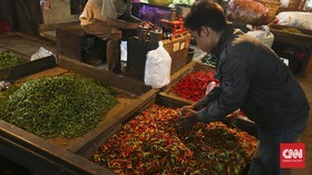 Harga Cabai Meroket, Jokowi Salahkan Gagal Panen Petani