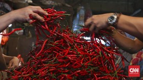 Harga Cabai Merah Keriting Makin Pedas dalam Sepekan