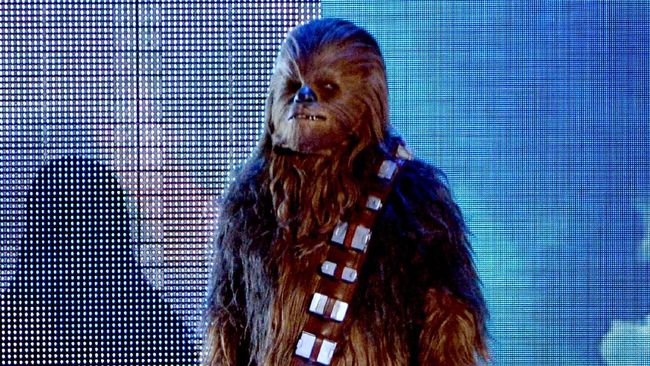 Seorang ibu di Detroit, Amerika Serikat, punya cara unik mengatasi rasa sakit saat melahirkan. Bukan dengan obat, melainkan topeng Chewbacca.