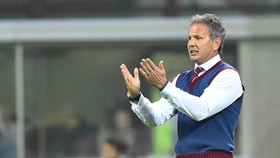 Sinisa Mihajlovic, Legenda Lazio dan Eks Pelatih Milan Meninggal Dunia