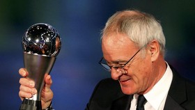 Claudio Ranieri Memandang Media Inggris Ibarat Hiu