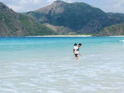 My Trip My Adventure: Belajar Surfing di Pantai Selong Belanak