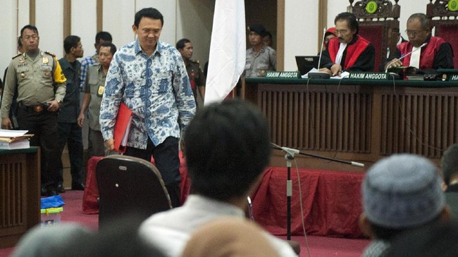 Pihak jaksa penuntut umum akan menghadirkan empat saksi pelapor dan dua saksi anggota Polres Bogor yang menerima laporan soal Ahok. 