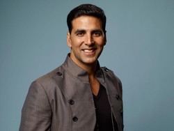 Tingkah Usil Anak Akshay Kumar, Sebarkan Foto Ibu Kerasukan