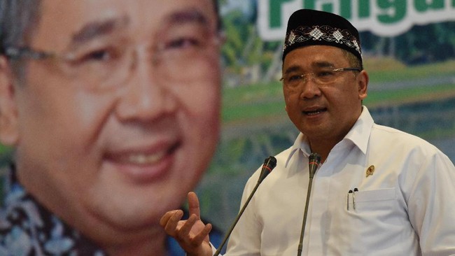 Pemerintah mengklaim tanpa program padat karya tunai dana desa, tingkat pengangguran di desa bisa lebih tinggi.