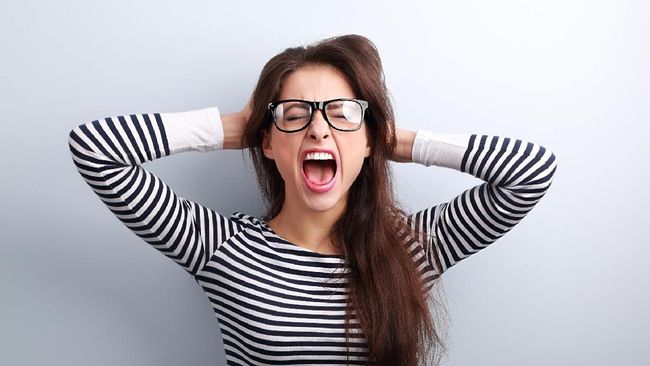 Gaya hidup modern bisa memicu gangguan bipolar. Psikiater Nova Riyanti Yusuf mengatakan mereka dengan profesi kreatif rentan terkena gangguan bipolar.