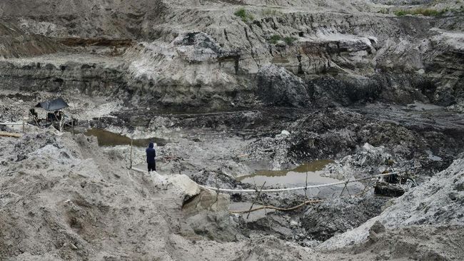 Bangka Tengah memiliki ribuan hektare area bekas tambang bijih timah yang juga akan disulap jadi objek wisata.